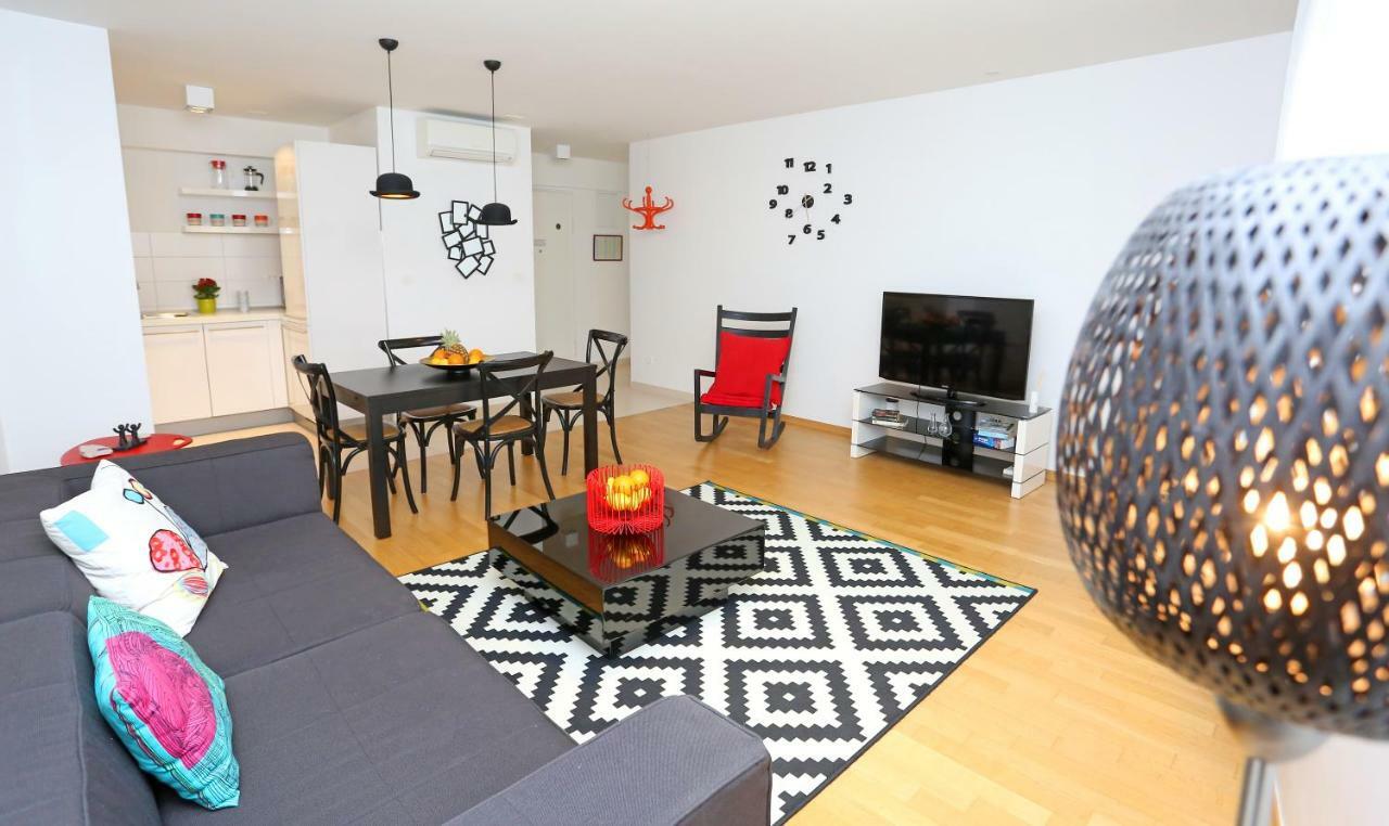 Luxury Apts Leone Split Centre Екстериор снимка