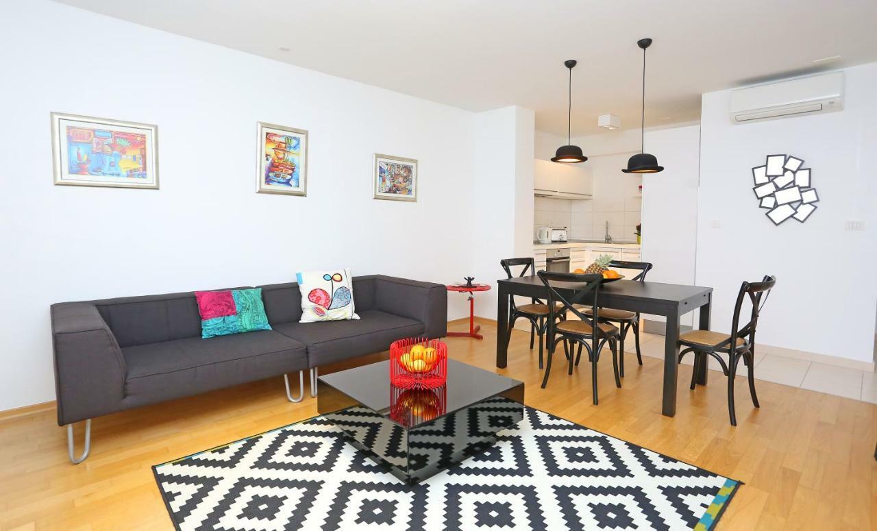 Luxury Apts Leone Split Centre Екстериор снимка