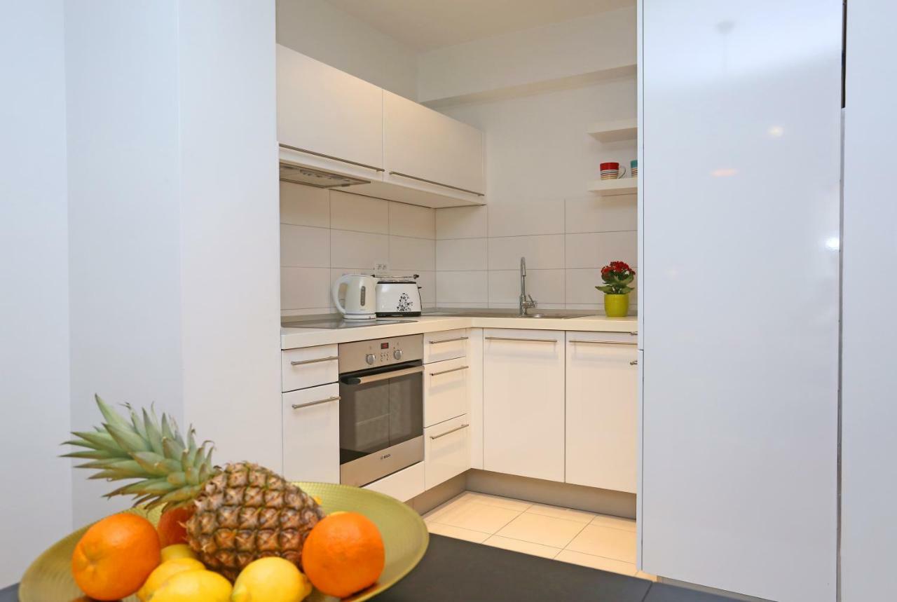 Luxury Apts Leone Split Centre Екстериор снимка