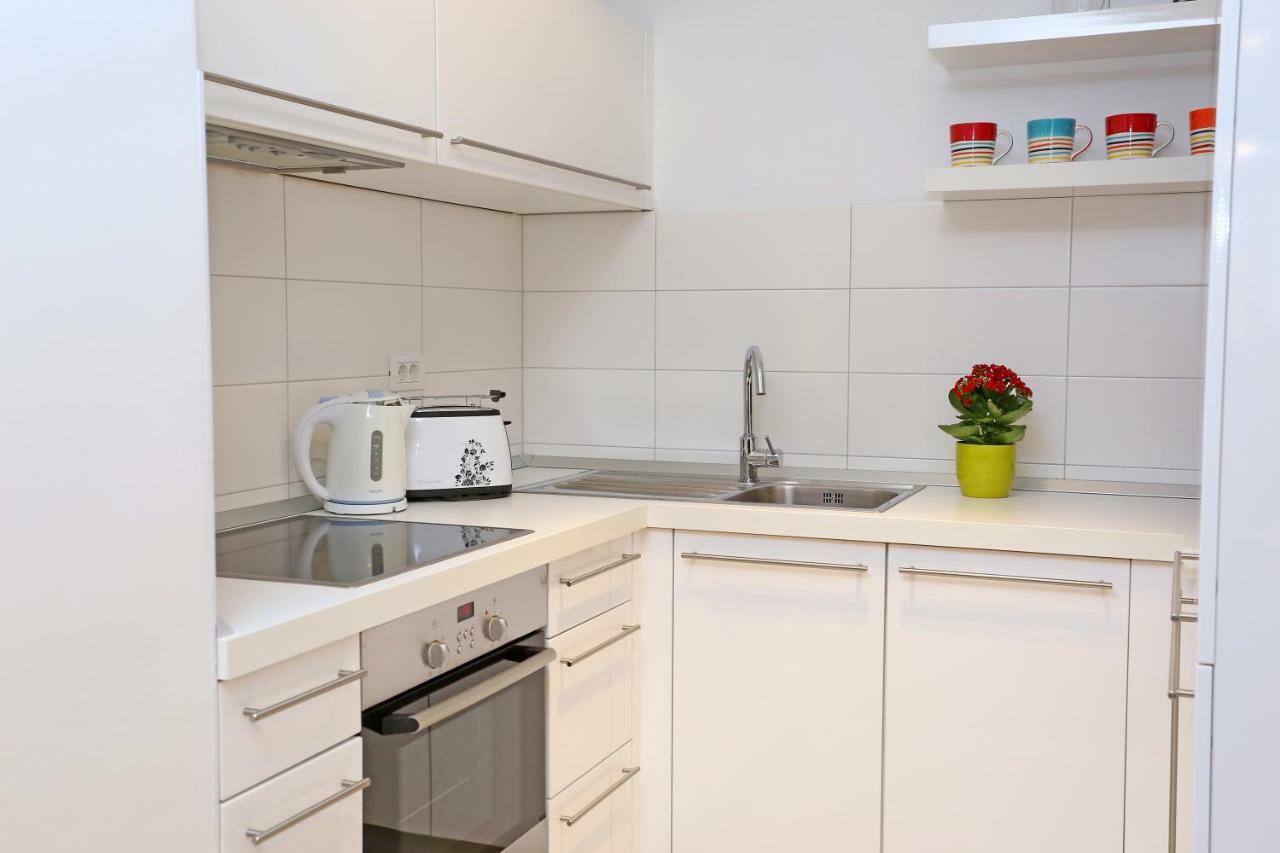 Luxury Apts Leone Split Centre Екстериор снимка