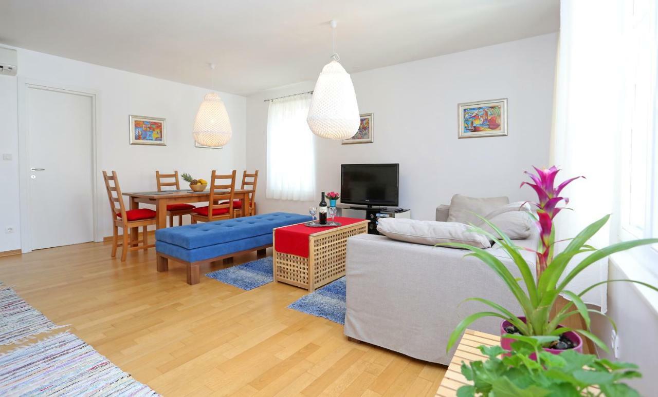 Luxury Apts Leone Split Centre Екстериор снимка