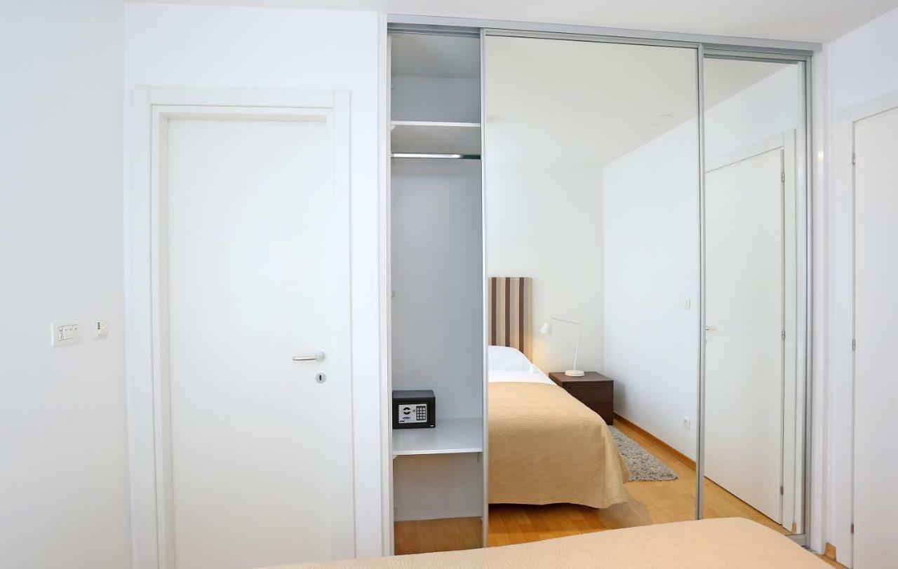 Luxury Apts Leone Split Centre Екстериор снимка